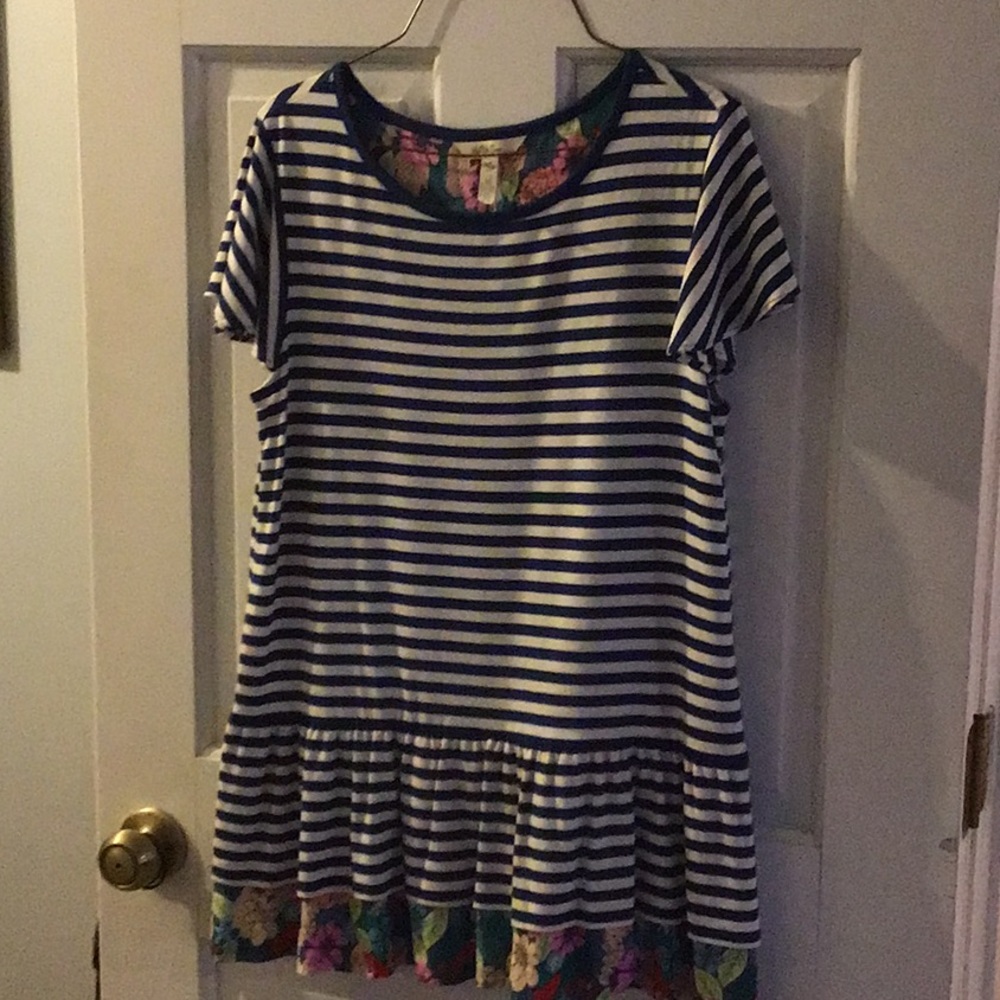 NWT Matilda Jane flutter sleeve top size S